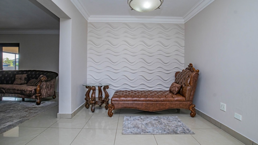5 Bedroom Property for Sale in Savannah Country Estate Gauteng