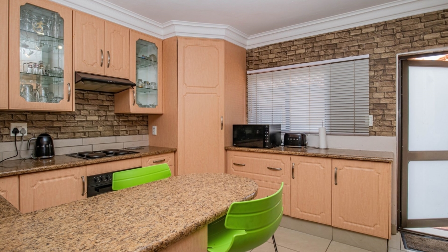 5 Bedroom Property for Sale in Savannah Country Estate Gauteng