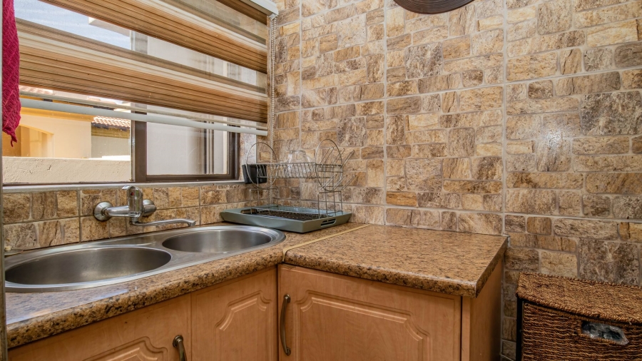 5 Bedroom Property for Sale in Savannah Country Estate Gauteng