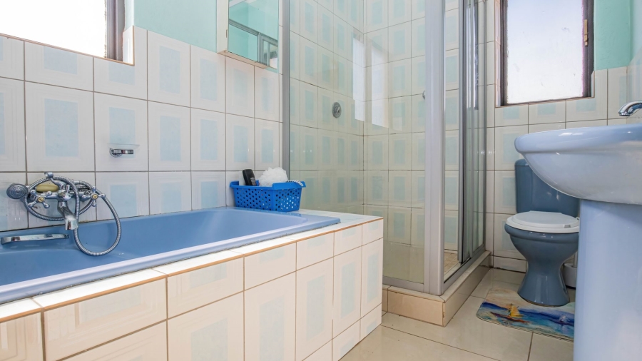 5 Bedroom Property for Sale in Savannah Country Estate Gauteng