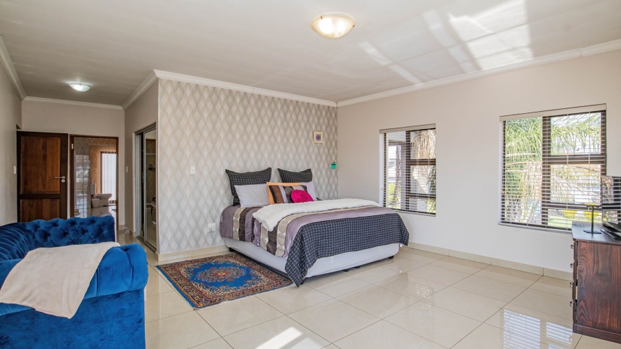 5 Bedroom Property for Sale in Savannah Country Estate Gauteng