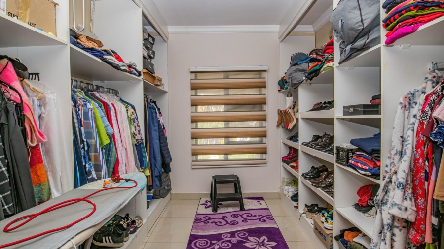 5 Bedroom Property for Sale in Savannah Country Estate Gauteng
