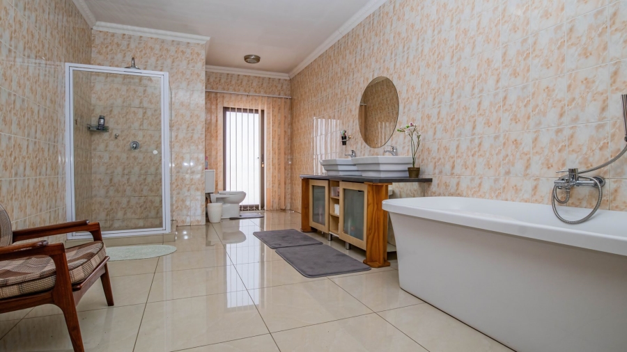 5 Bedroom Property for Sale in Savannah Country Estate Gauteng