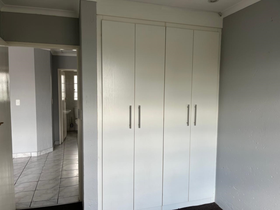 2 Bedroom Property for Sale in Eden Glen Gauteng