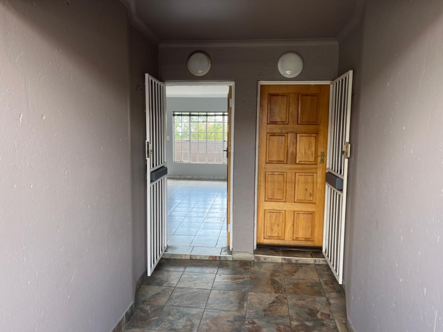 2 Bedroom Property for Sale in Eden Glen Gauteng