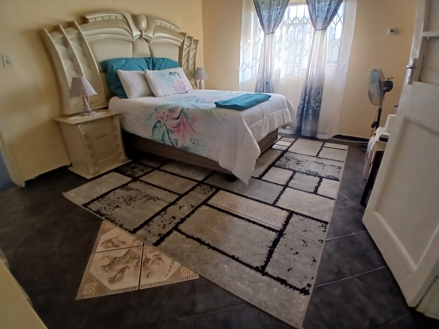 3 Bedroom Property for Sale in Dunnottar Gauteng