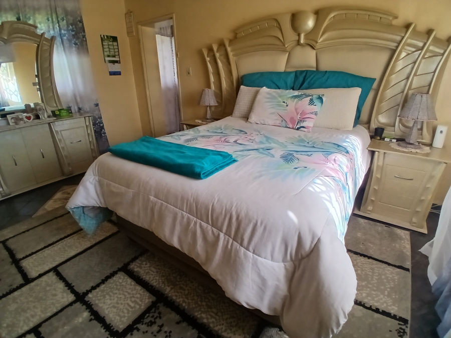 3 Bedroom Property for Sale in Dunnottar Gauteng