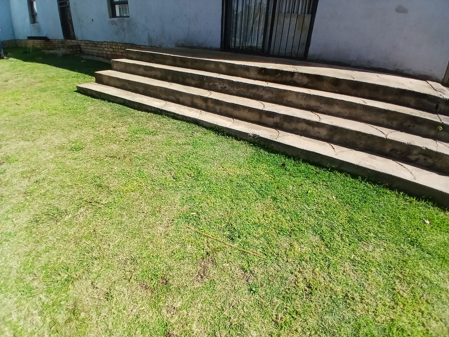 3 Bedroom Property for Sale in Dunnottar Gauteng