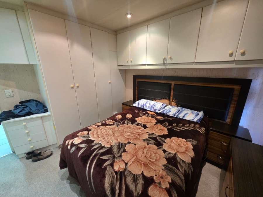 2 Bedroom Property for Sale in Vanderbijlpark SW 5 Gauteng