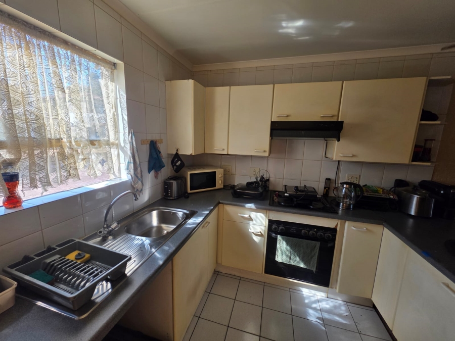 2 Bedroom Property for Sale in Vanderbijlpark SW 5 Gauteng