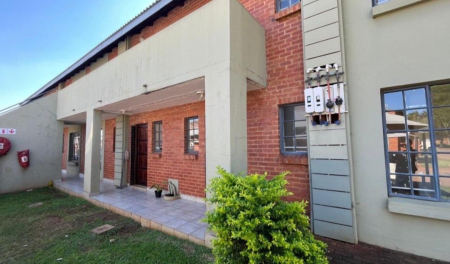 2 Bedroom Property for Sale in Theresa Park Gauteng