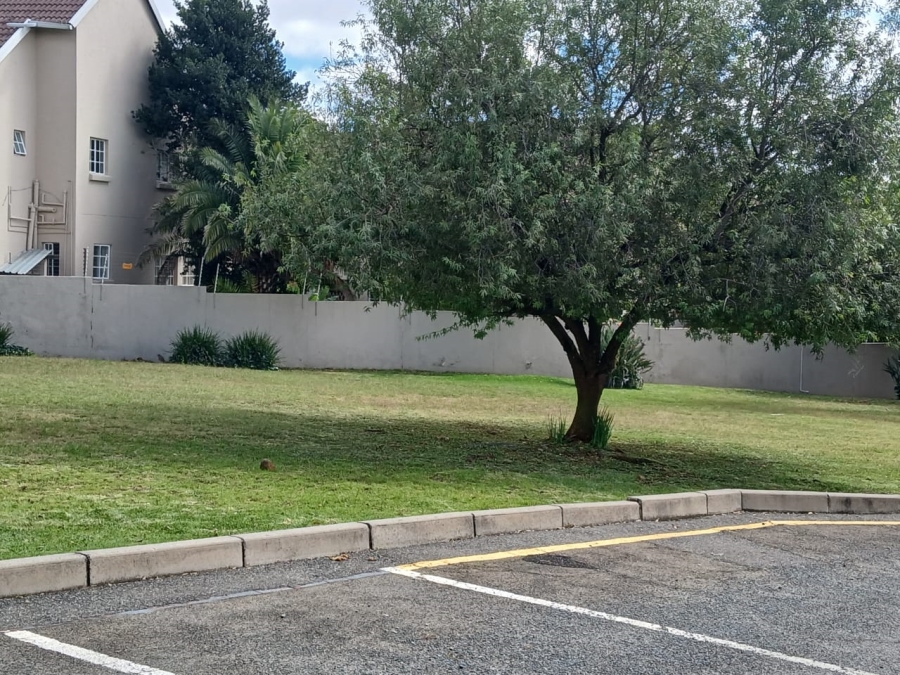 2 Bedroom Property for Sale in Eden Glen Gauteng