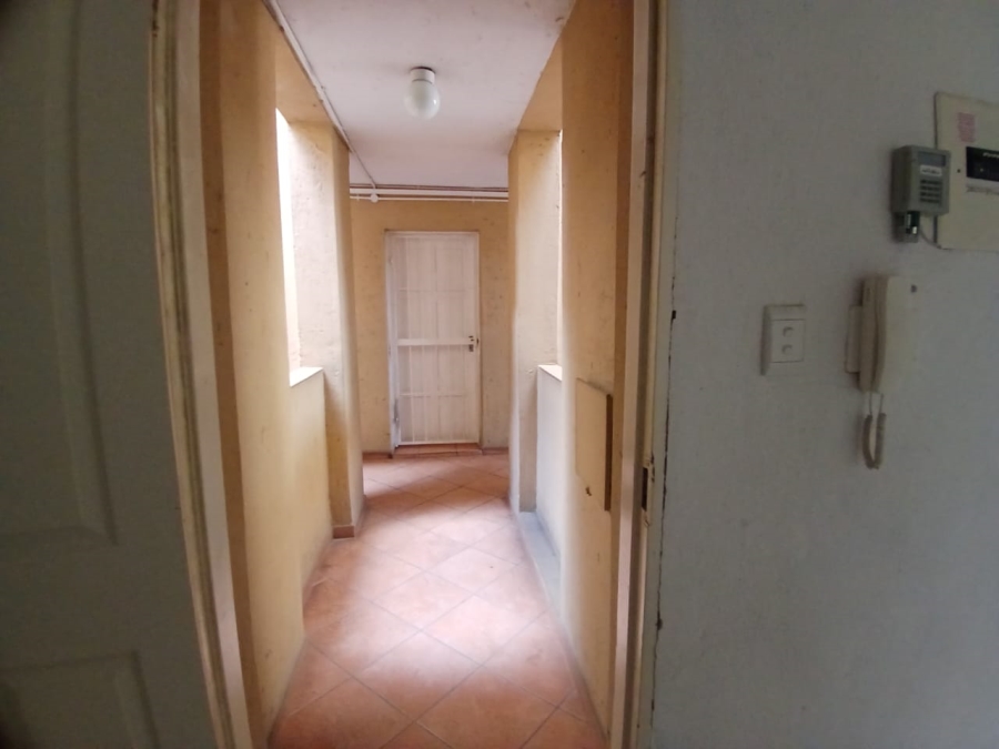 2 Bedroom Property for Sale in Edenvale Central Gauteng