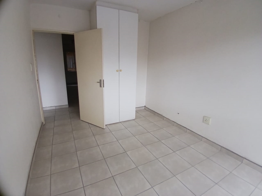 2 Bedroom Property for Sale in Edenvale Central Gauteng