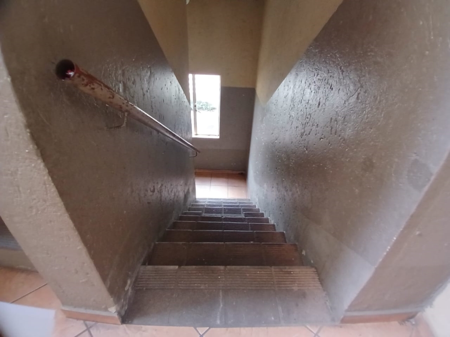 2 Bedroom Property for Sale in Edenvale Central Gauteng