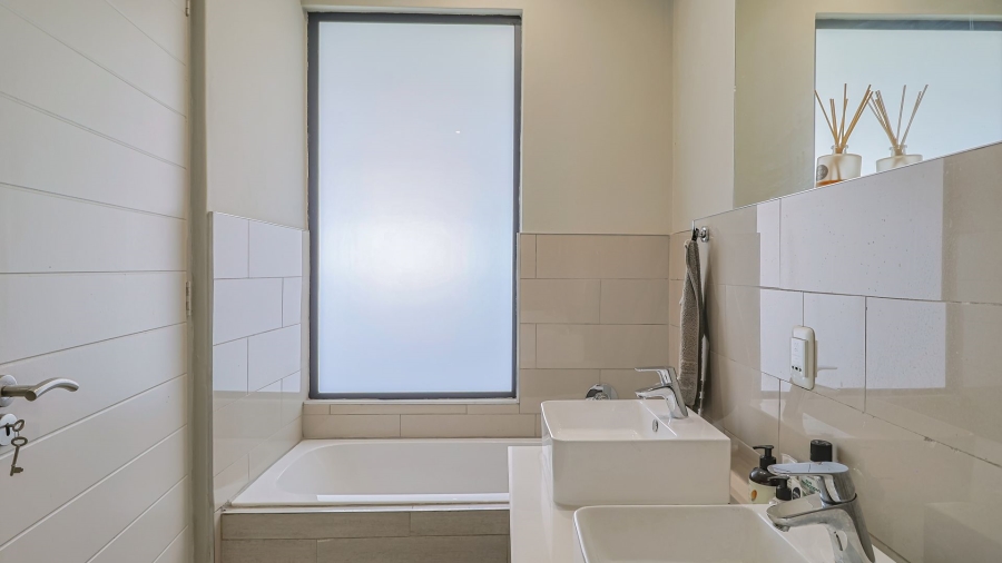 To Let 2 Bedroom Property for Rent in Menlo Park Gauteng