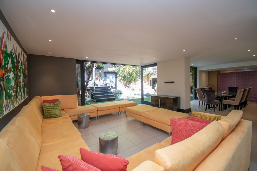 To Let 5 Bedroom Property for Rent in Houghton Estate Gauteng