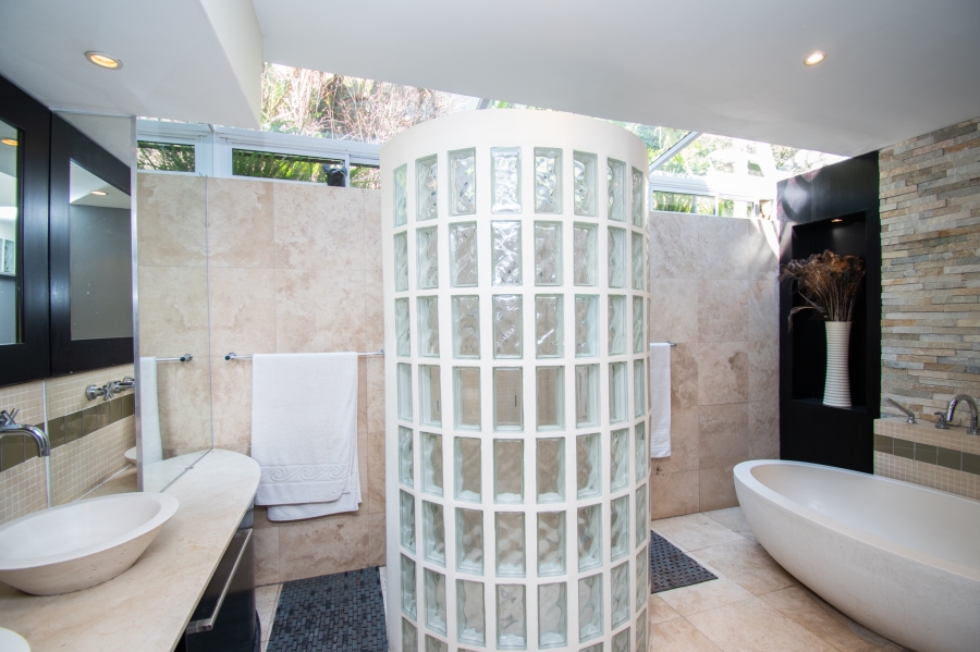 To Let 5 Bedroom Property for Rent in Houghton Estate Gauteng