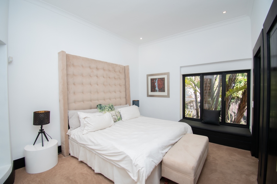 To Let 5 Bedroom Property for Rent in Houghton Estate Gauteng