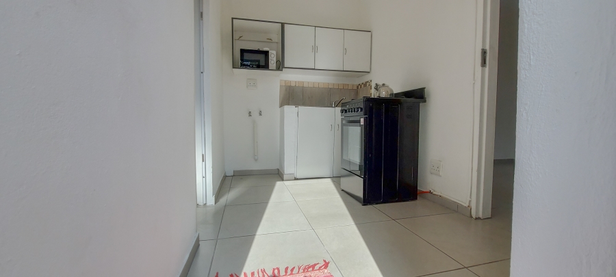 To Let 1 Bedroom Property for Rent in Franklin Roosevelt Park Gauteng