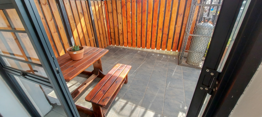 To Let 1 Bedroom Property for Rent in Franklin Roosevelt Park Gauteng