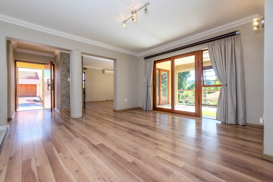 5 Bedroom Property for Sale in Boskruin Gauteng