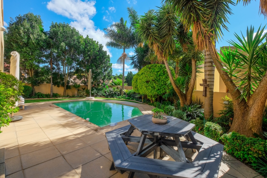 5 Bedroom Property for Sale in Boskruin Gauteng