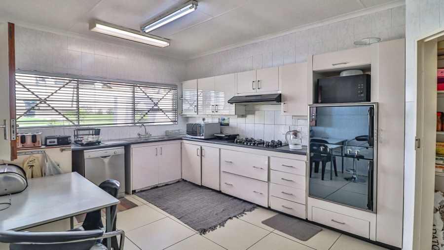 4 Bedroom Property for Sale in Bryanston Gauteng