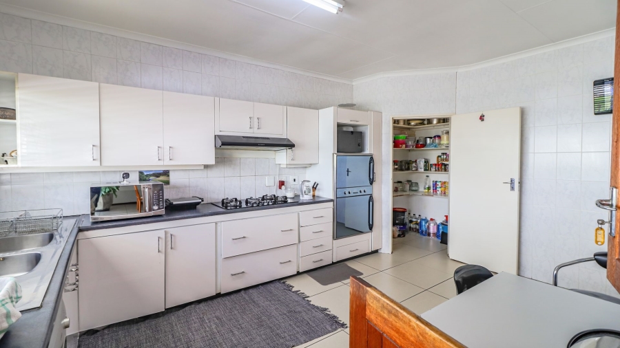 4 Bedroom Property for Sale in Bryanston Gauteng