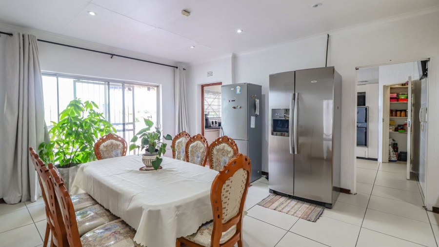 4 Bedroom Property for Sale in Bryanston Gauteng