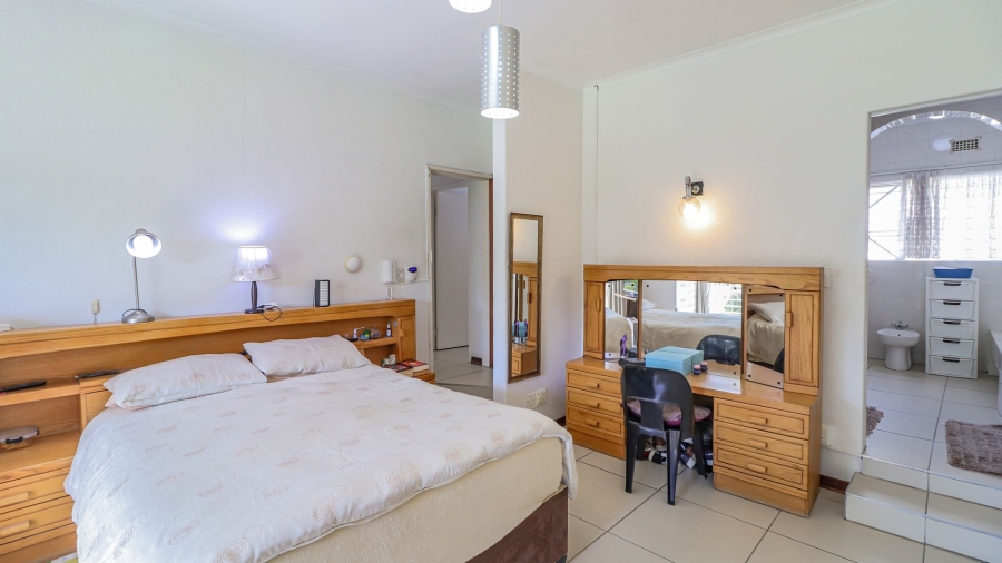 4 Bedroom Property for Sale in Bryanston Gauteng