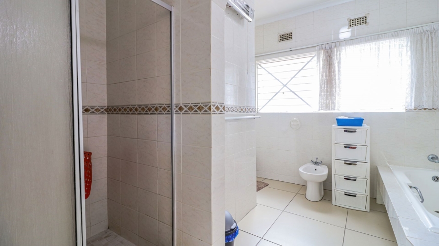 4 Bedroom Property for Sale in Bryanston Gauteng