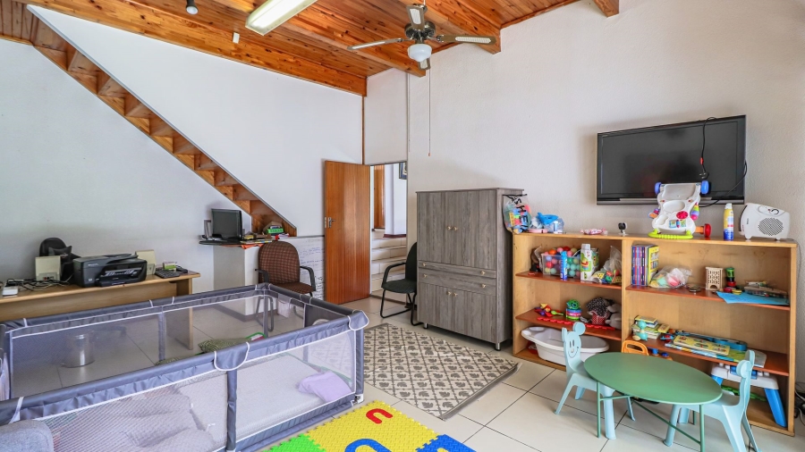 4 Bedroom Property for Sale in Bryanston Gauteng