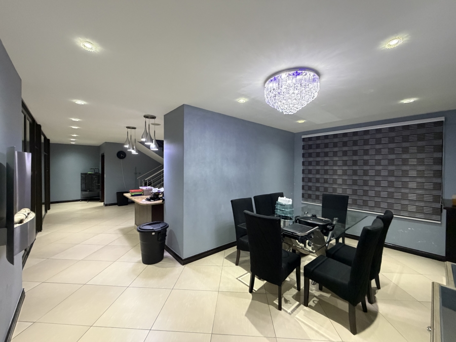 To Let 4 Bedroom Property for Rent in Aspen Hills Gauteng