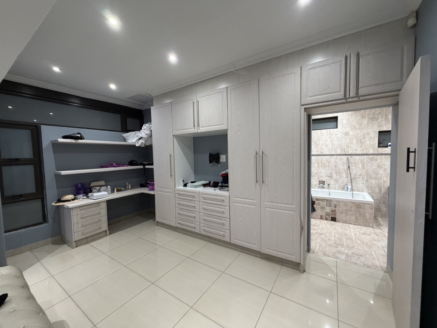 To Let 4 Bedroom Property for Rent in Aspen Hills Gauteng
