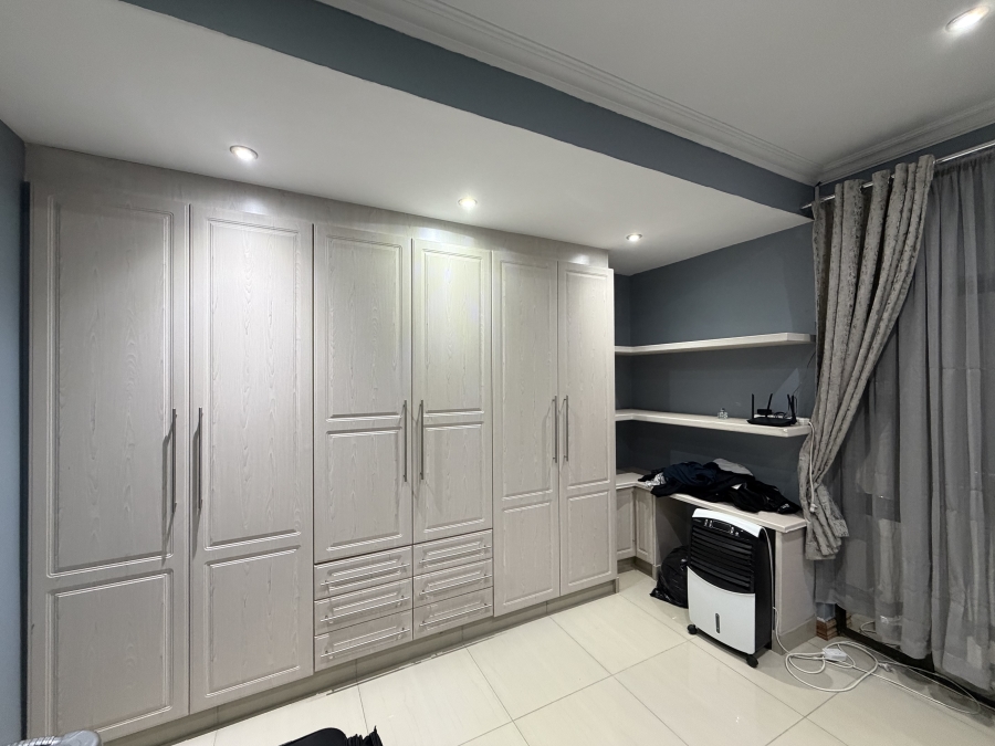 To Let 4 Bedroom Property for Rent in Aspen Hills Gauteng