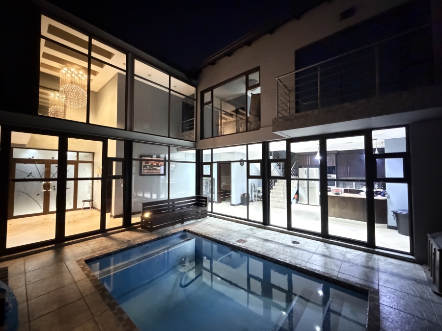 To Let 4 Bedroom Property for Rent in Aspen Hills Gauteng
