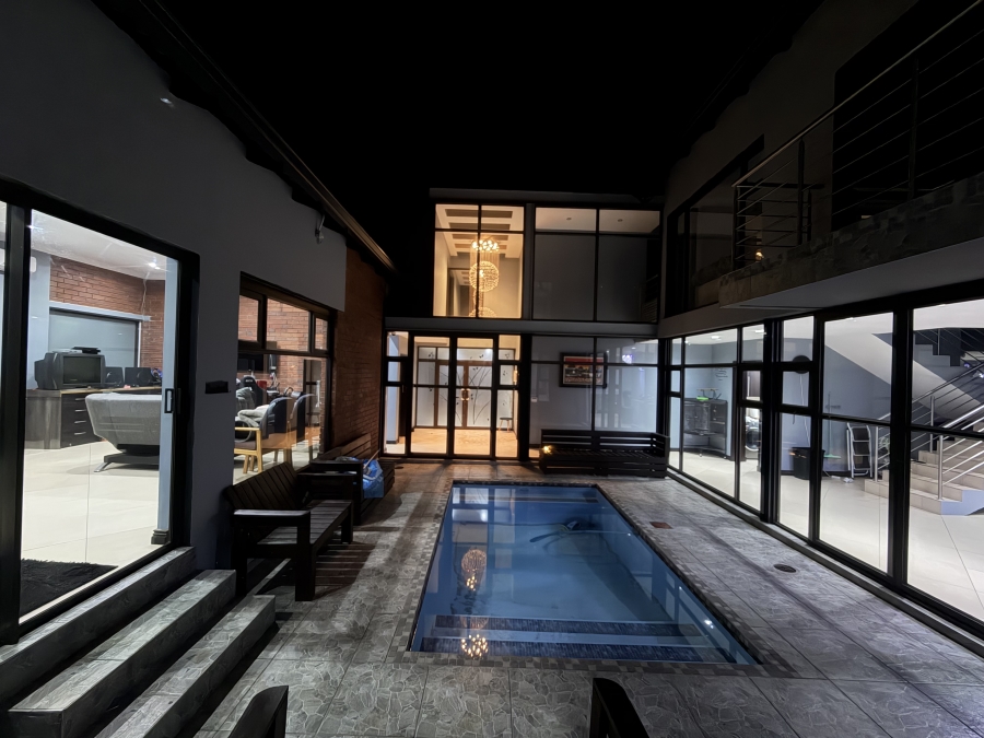 To Let 4 Bedroom Property for Rent in Aspen Hills Gauteng