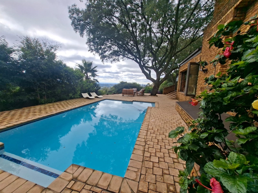 3 Bedroom Property for Sale in Wilro Park Gauteng