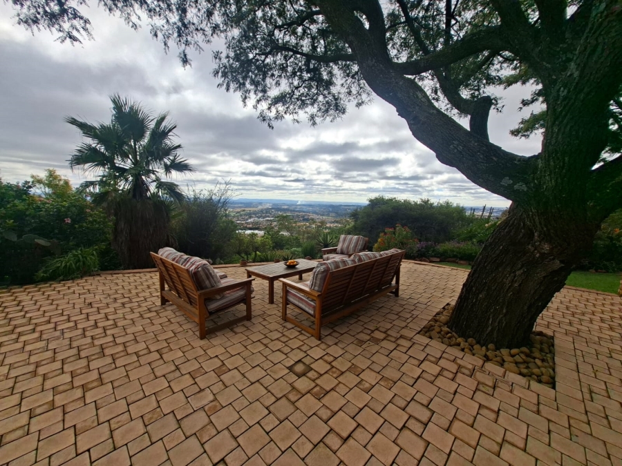 3 Bedroom Property for Sale in Wilro Park Gauteng