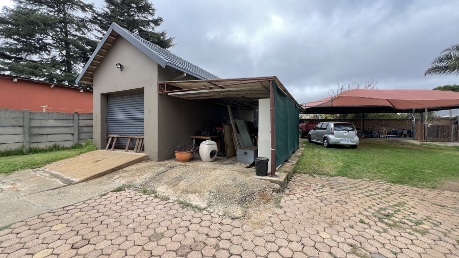 3 Bedroom Property for Sale in Mindalore Gauteng