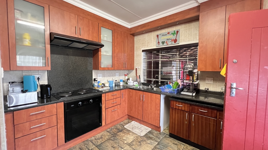 3 Bedroom Property for Sale in Mindalore Gauteng