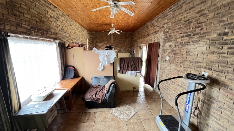 3 Bedroom Property for Sale in Mindalore Gauteng