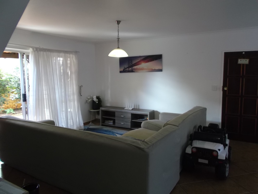 4 Bedroom Property for Sale in Willowbrook Gauteng