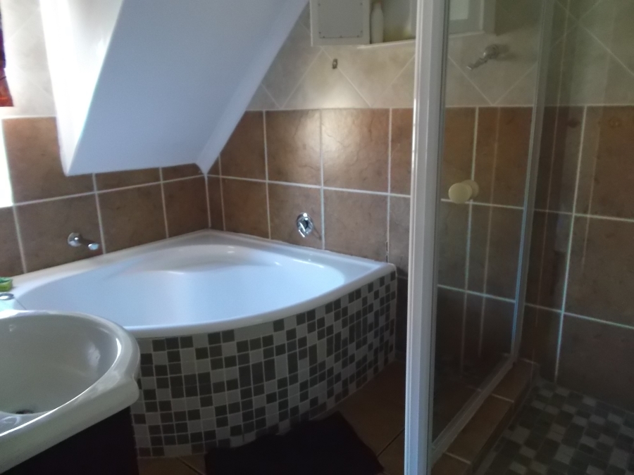 4 Bedroom Property for Sale in Willowbrook Gauteng