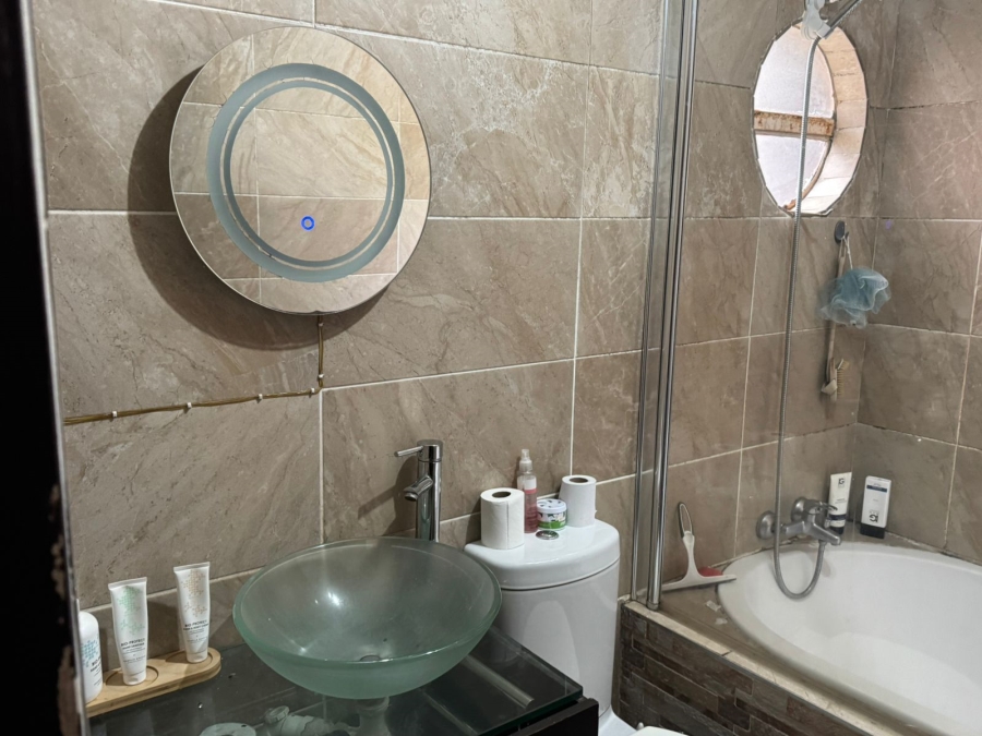 2 Bedroom Property for Sale in Glenvista Gauteng