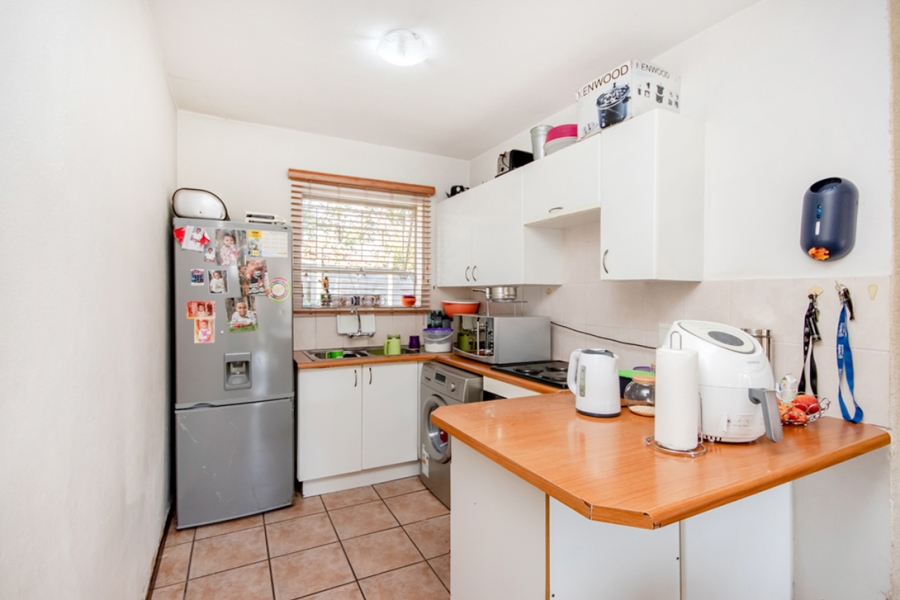 3 Bedroom Property for Sale in Radiokop Gauteng