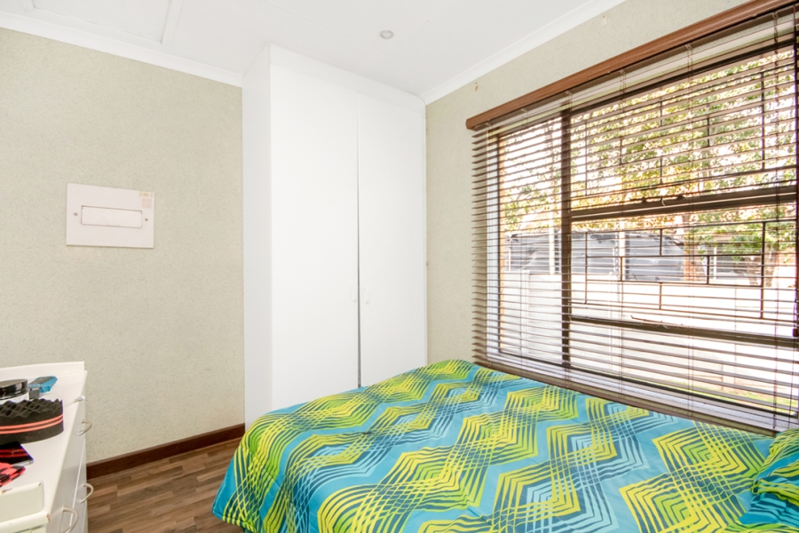 3 Bedroom Property for Sale in Radiokop Gauteng