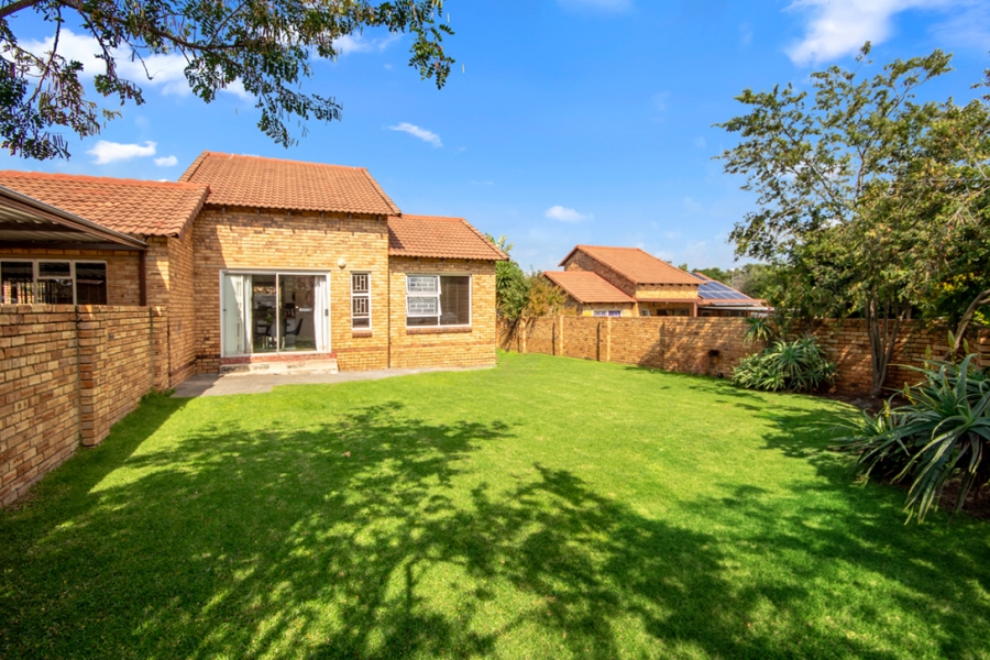 3 Bedroom Property for Sale in Radiokop Gauteng