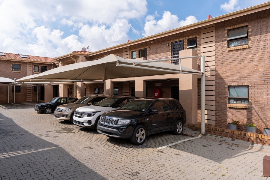 2 Bedroom Property for Sale in Primrose Hill Gauteng